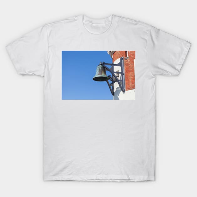 Bremerhaven; Bremen; Lighthouse; Pingel tower; Bell jar; Ship bell T-Shirt by Kruegerfoto